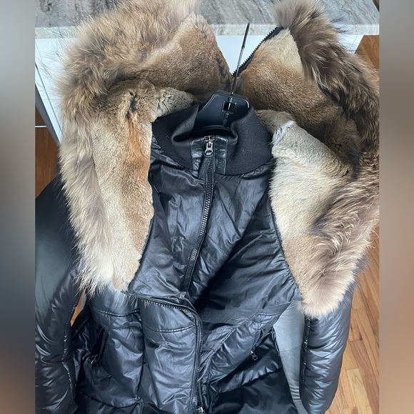 Mackage Down Jacket with Finland Raccoon Fur Collar Hood - Large - Picture 9 of 14
